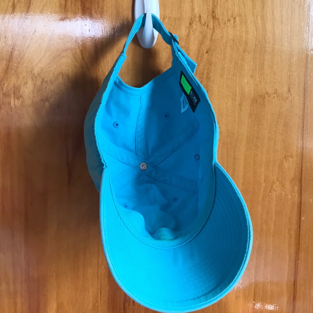 Hat - Picture 4 of 4